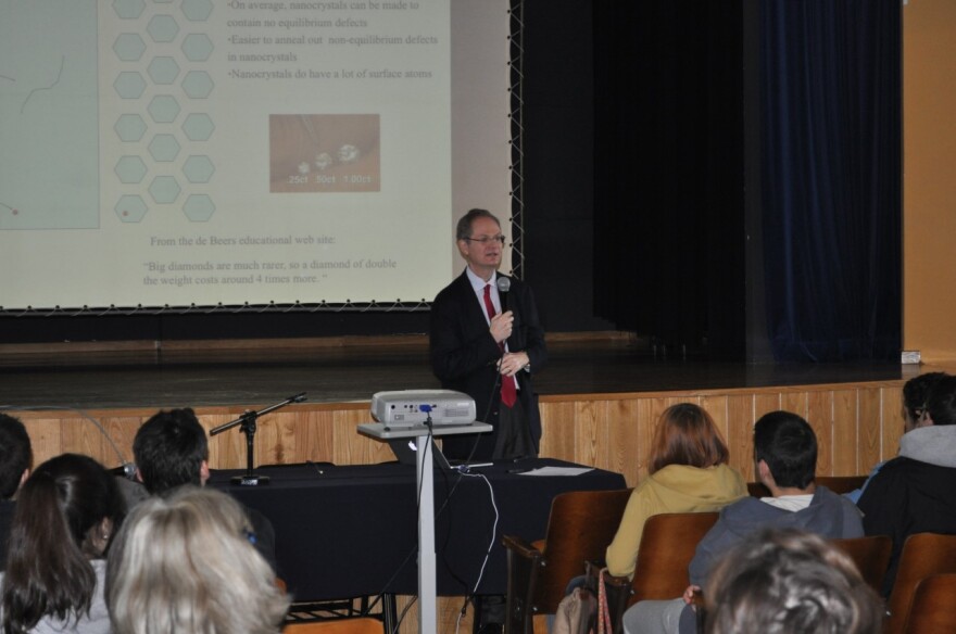 Ο Παύλος Αλιβιζάτος είναι ο νέος πρόεδρος στο Πανεπιστήμιο του Σικάγο