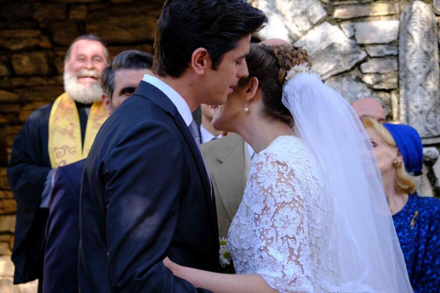 Άγριες Μέλισσες: Η φωτογραφία της Ελένης πριν το γάμο