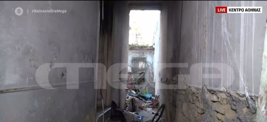 Άγιος Παντελεήμονας: Αστυνομική επιχείρηση εκκένωσης κτιρίου