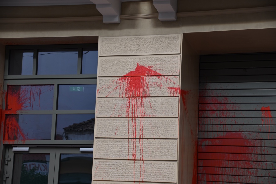 Επίθεση αγνώστων με μπογιές στο μουσείο Γουλανδρή στο Παγκράτι