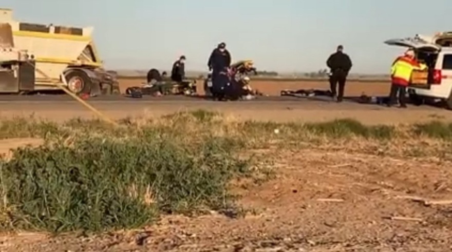 ΗΠΑ: Τουλάχιστον 15 νεκροί από σύγκρουση SUV με φορτηγό που κουβαλούσε χαλίκι