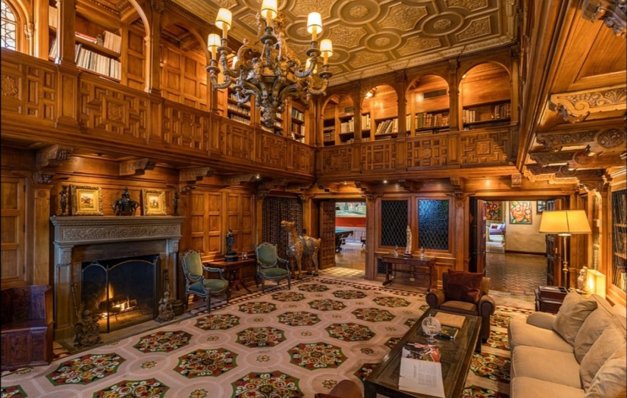 Μπέβερλι Χιλς: Πωλητήριο $119 εκατ. στη βίλα «Beverly House» του Χιρστ - Δείτε φωτογραφίες