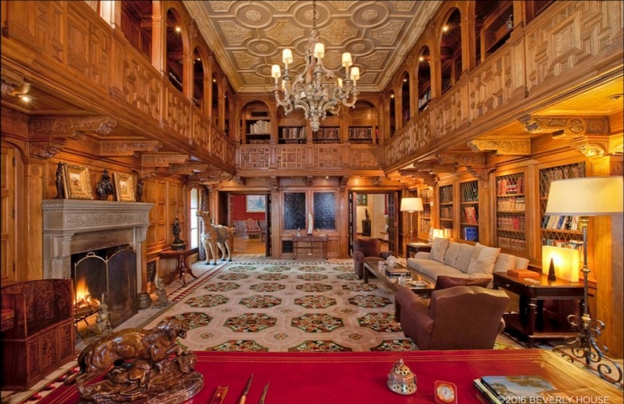 Μπέβερλι Χιλς: Πωλητήριο $119 εκατ. στη βίλα «Beverly House» του Χιρστ - Δείτε φωτογραφίες