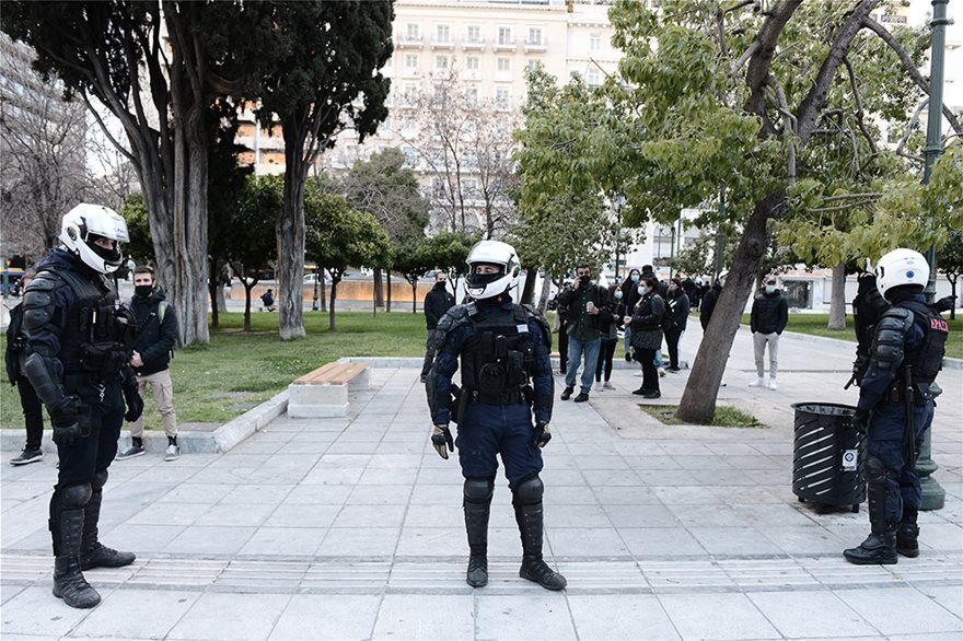 Ολοκληρώθηκε η πορεία στο κέντρο της Αθήνας για τον Δημήτρη Κουφοντίνα 