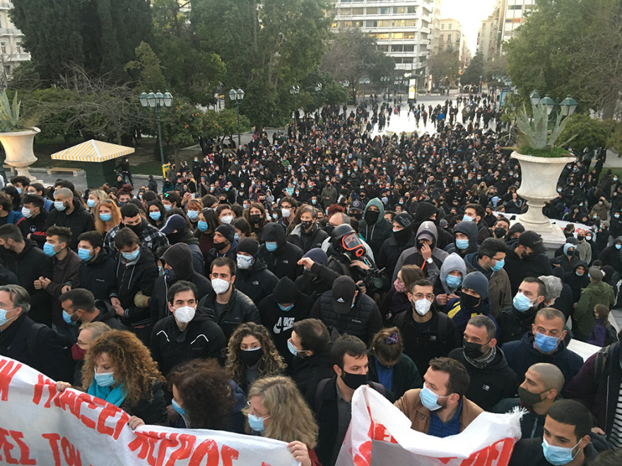 Ολοκληρώθηκε η πορεία στο κέντρο της Αθήνας για τον Δημήτρη Κουφοντίνα 