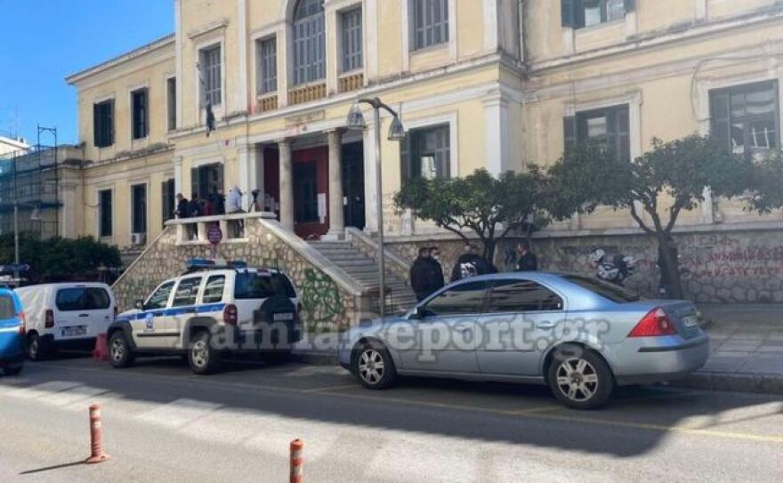 Δημήτρης Κουφοντίνας: Συνεδριάζει το Αυτόφωρο Τριμελές Πλημμελειοδικείο Λαμίας