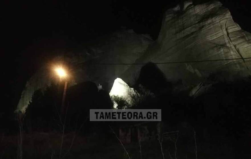 Μετασεισμός 5,9 Ρίχτερ στην Ελασσόνα: Έπεσαν βράχοι στα Μετέωρα 