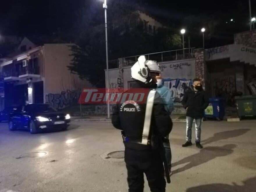 Πάτρα: Επίθεση με μολότοφ σε δύο μηχανές της Τροχαίας 