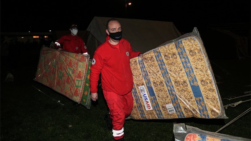 Σεισμός 6 Ρίχτερ στην Ελασσόνα: Σε ξενοδοχεία και σκηνές διανυκτέρευσαν κάτοικοι πολλών περιοχών 