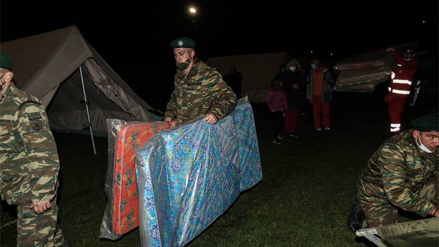 Σεισμός 6 Ρίχτερ στην Ελασσόνα: Σε ξενοδοχεία και σκηνές διανυκτέρευσαν κάτοικοι πολλών περιοχών 