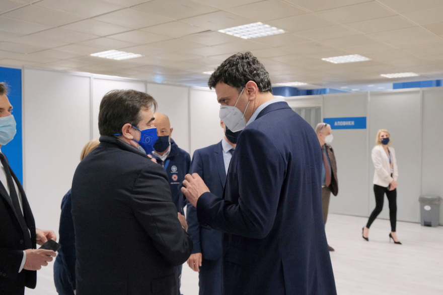 Σχοινάς: Πρωταθλήτρια Ευρώπης η Ελλάδα στους εμβολιασμούς