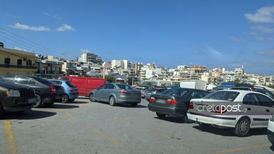 Κρήτη - Lockdοwn: Συνωστισμός σε λαϊκή αγορά στο Ηράκλειο παρά το «βαθύ κόκκινο» - Δείτε φωτογραφίες