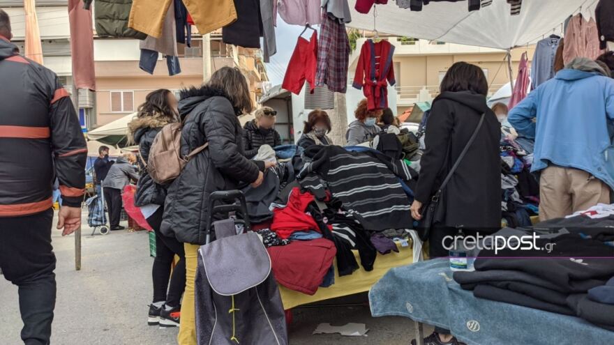 Κρήτη - Lockdοwn: Συνωστισμός σε λαϊκή αγορά στο Ηράκλειο παρά το «βαθύ κόκκινο» - Δείτε φωτογραφίες