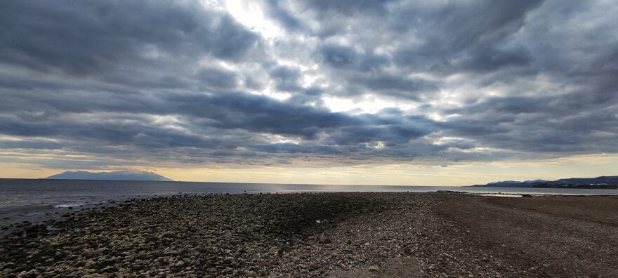 Χαμηλή στάθμη της θάλασσας: Πού οφείλεται το φαινόμενο των τελευταίων ημερών