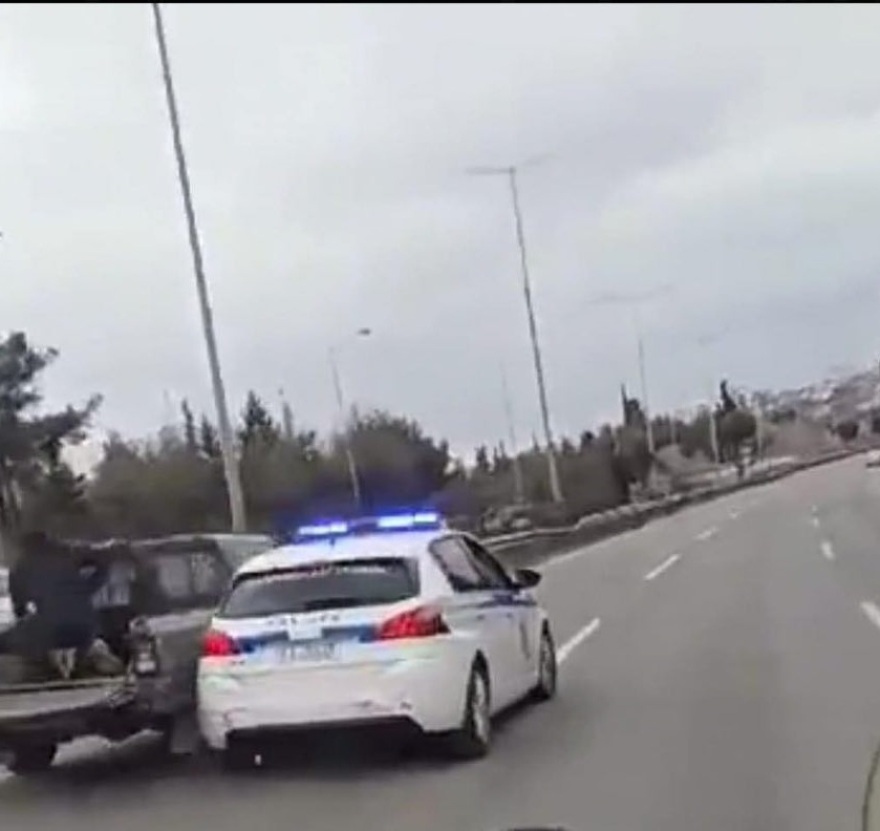 Θεσσαλονίκη: Κινηματογραφική καταδίωξη ληστών - Εμβόλισαν περιπολικό 