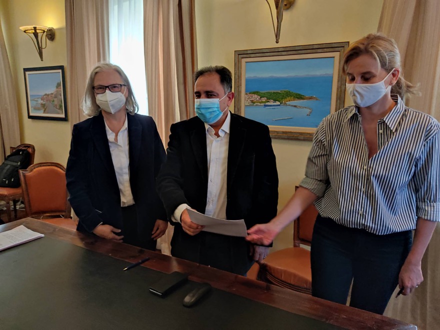 Παιδικά χωριά SOS και δήμος Μυτιλήνης υπέγραψαν μνημόνιο συνεργασίας