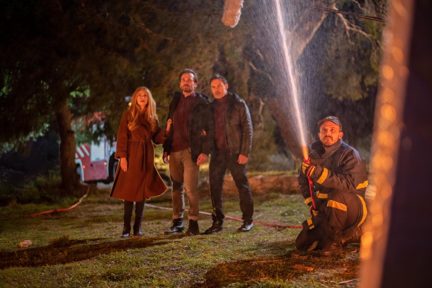 Έξαψη: Η έκρηξη, η πυρκαγιά και ένα απανθρακωμένο πτώμα