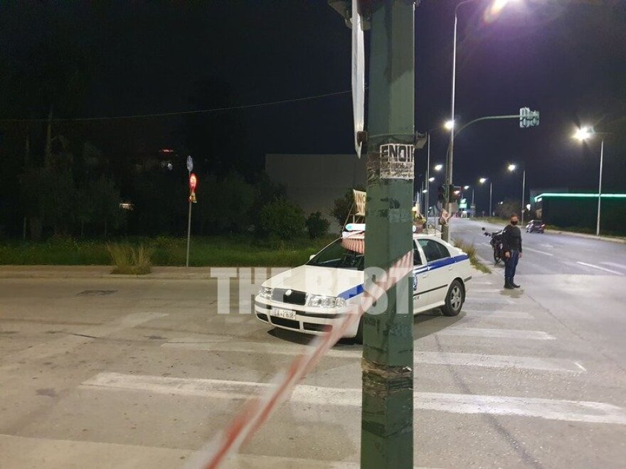 Ενέδρα σε περιπολικό στην Πάτρα: Πέταξαν μολότοφ μέσα από σχολείο - Δύο προσαγωγές