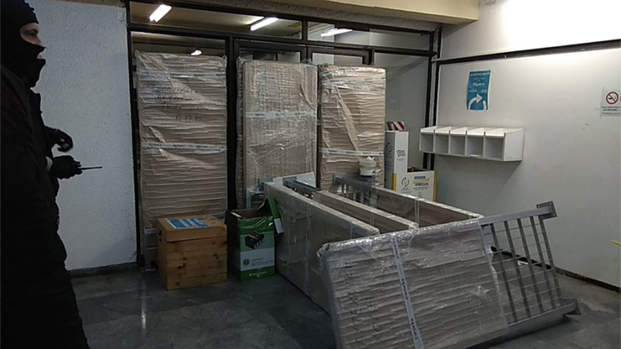 Θεσσαλονίκη: Δείτε βίντεο από την εκκένωση του εσωτερικού του ΑΠΘ - Πώς έδρασε η ΕΛ.ΑΣ.