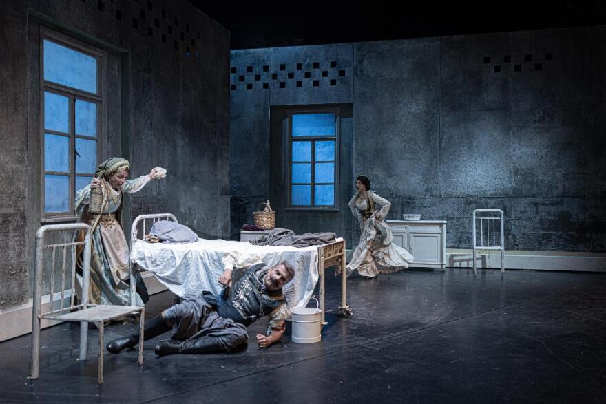 «Βαβυλωνία»: Μια διαχρονική κωμωδία στην ψηφιακή σκηνή του Εθνικού Θεάτρου - Φωτογραφίες