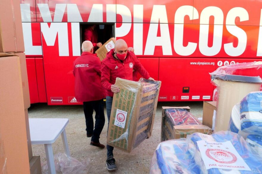 Σεισμός στην Ελασσόνα: Στο πλευρό των σεισμοπαθών ο Ολυμπιακός και ο Βαγγέλης Μαρινάκης