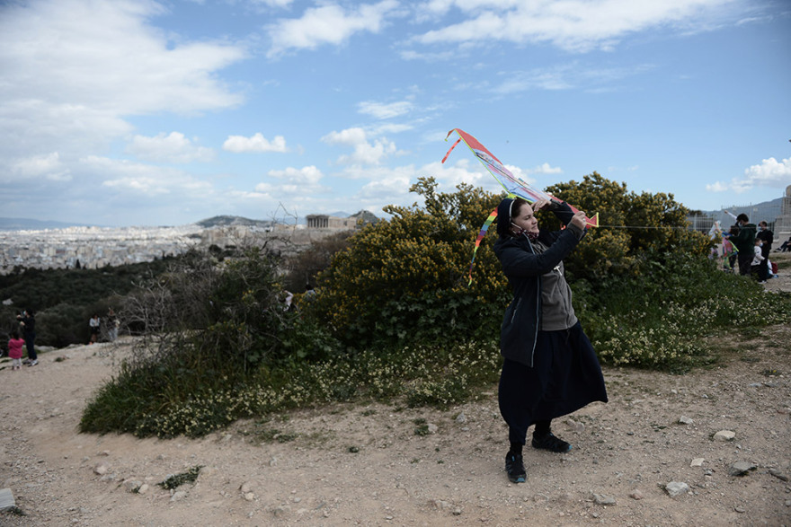 Καθαρά Δευτέρα: Πέταξαν χαρταετό... πριν «χαλάσει» ο καιρός