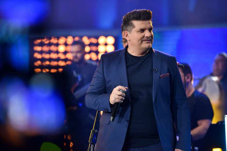 «Σπίτι με το MEGA»: Αφιέρωμα στην ελληνική παραδοσιακή μουσική με τον Γιάννη Καψάλη 