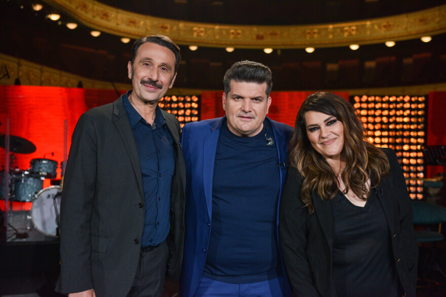 «Σπίτι με το MEGA»: Αφιέρωμα στην ελληνική παραδοσιακή μουσική με τον Γιάννη Καψάλη 