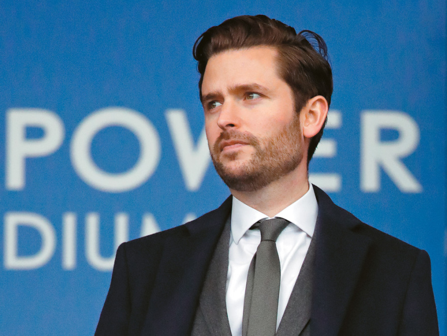 Εφιάλτης για το Μπάκιγχαμ ο «μαύρος πρίγκιπας»