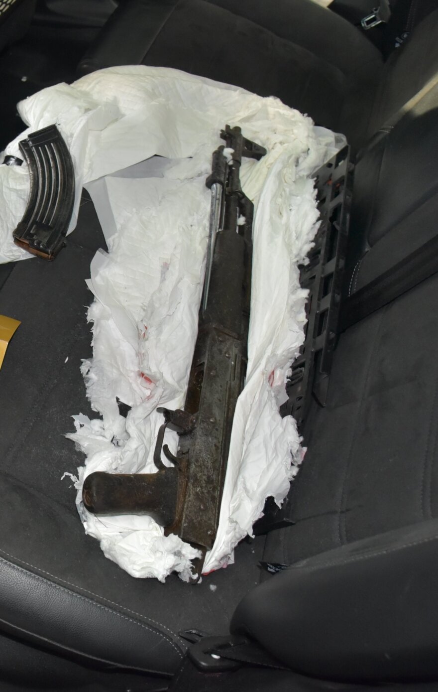 Εξαρθρώθηκε συμμορία που διακινούσε ναρκωτικά και διέπραττε κλοπές στην Αττική