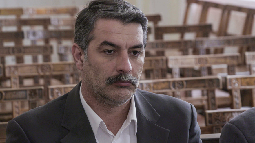 Άγριες Μέλισσες - Νέα επεισόδια και φωτογραφίες: Δρόσω και Κωνσταντής πάνε Παρίσι