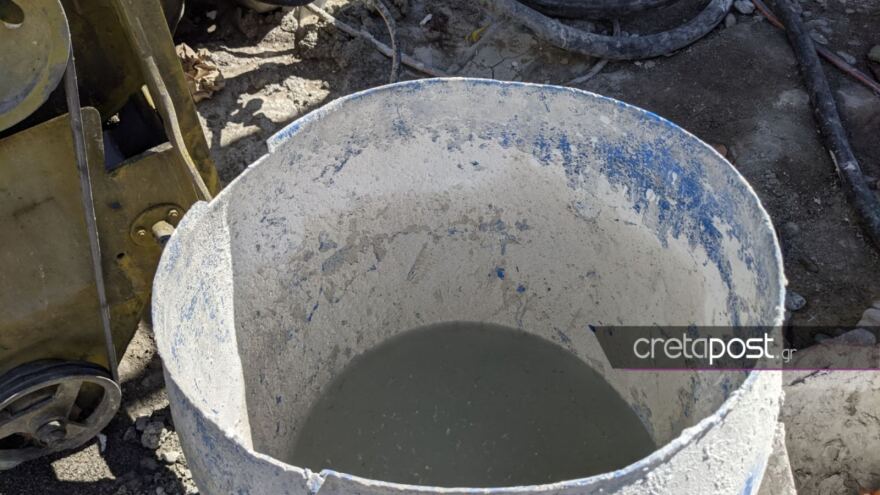 Κρήτη: Πώς βρέθηκε μέσα στο βαρέλι το 2χρονο παιδί - Αγωνία για τη ζωή του  