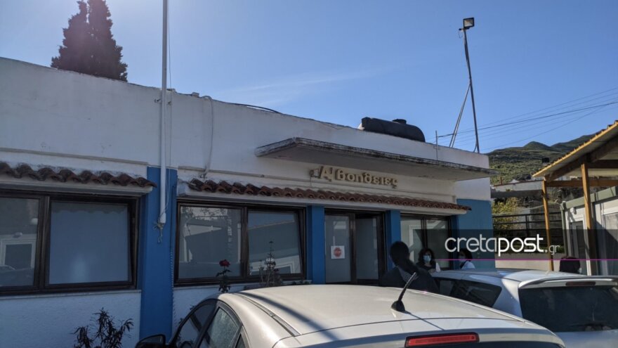 Κρήτη: Συγκλονίζει η περιγραφή για το αγοράκι που έπεσε στο βαρέλι - «Είχαμε βάλει μαύρα και το παιδί ανέπνευσε»!