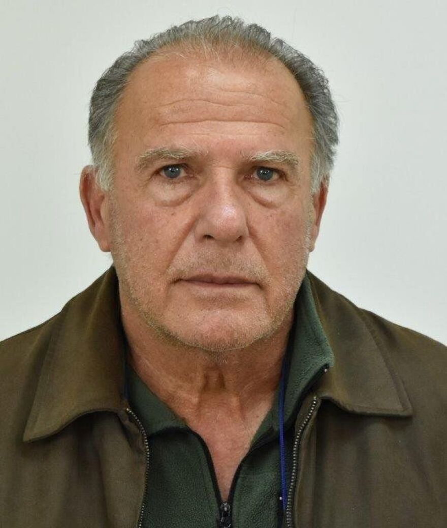 Βιασμοί ανήλικων κοριτσιών: Αυτός είναι ο 74χρονος παράγοντας της κολύμβησης που κατηγορείται