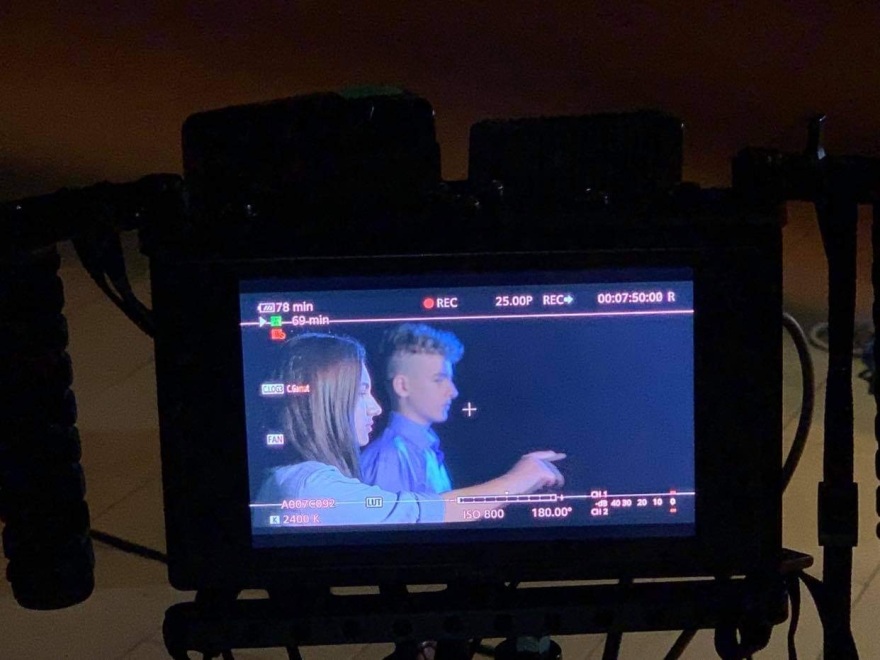 Εθνικός Ύμνος: Τι λέει η 16χρονη μαθήτρια που τον απέδωσε στη Νοηματική