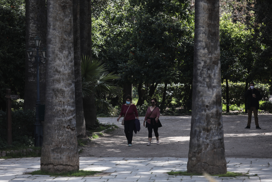 Lockdown: Σήκωσαν ρολά τα κομμωτήρια - Δείτε φωτογραφίες από την επισκέψιμη Ακρόπολη
