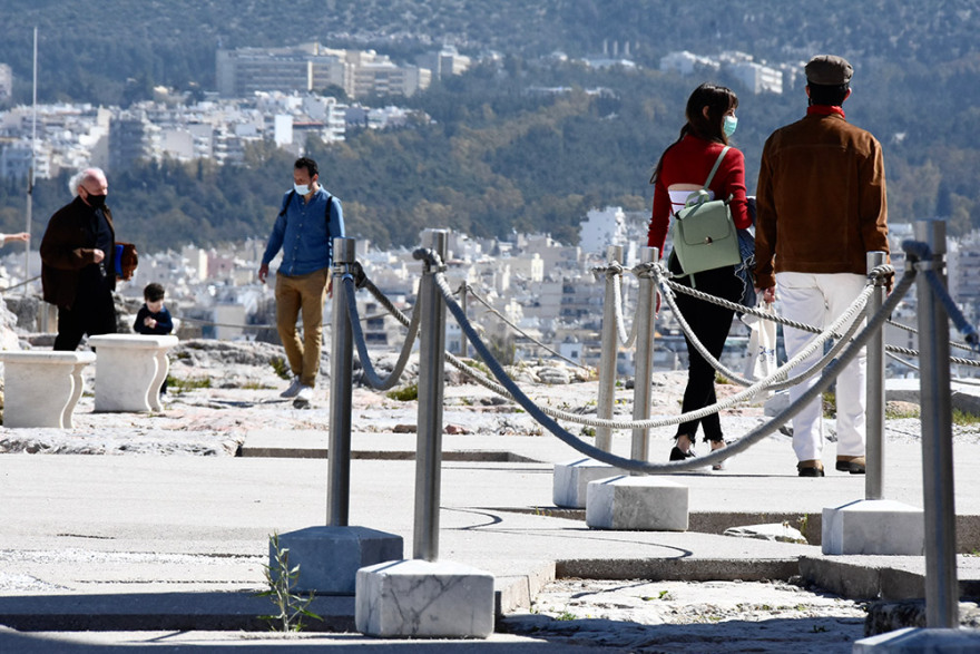 Lockdown: Σήκωσαν ρολά τα κομμωτήρια - Δείτε φωτογραφίες από την επισκέψιμη Ακρόπολη