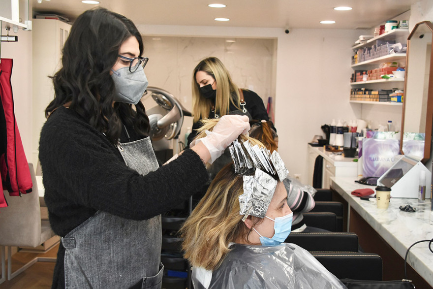 Lockdown: Σήκωσαν ρολά τα κομμωτήρια - Δείτε φωτογραφίες από την επισκέψιμη Ακρόπολη