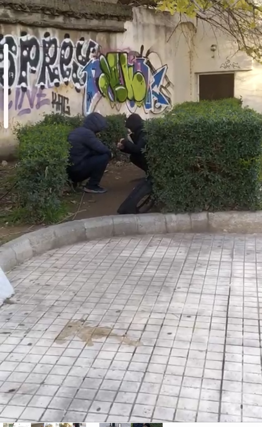 Μετρό Αλεξάνδρας: Το πάρκο έγινε πιάτσα για ναρκομανείς - Βίντεο και φωτογραφίες