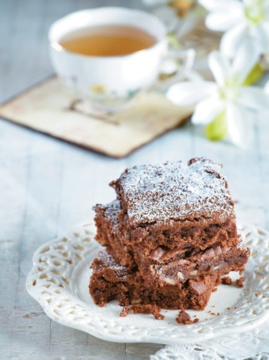 Σήμερα φτιάχνουμε γλυκό: Νηστίσιμα μπράουνι με ταχίνι