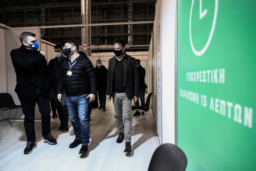 Χαρδαλιάς - Θεμιστοκλέους στα δύο νέα mega εμβολιαστικά κέντρα: «Βήμα - βήμα θα επιστρέψουμε στην κανονικότητα»