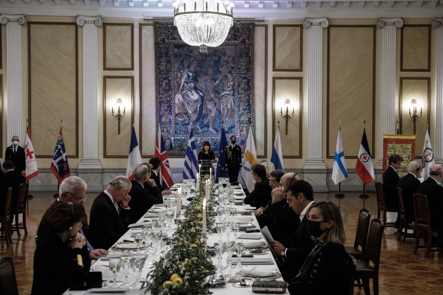 Σακελλαροπούλου στο επίσημο δείπνο για τα 200 χρόνια: «Οικουμενική η κληρονομιά της Ελληνικής Επανάστασης»