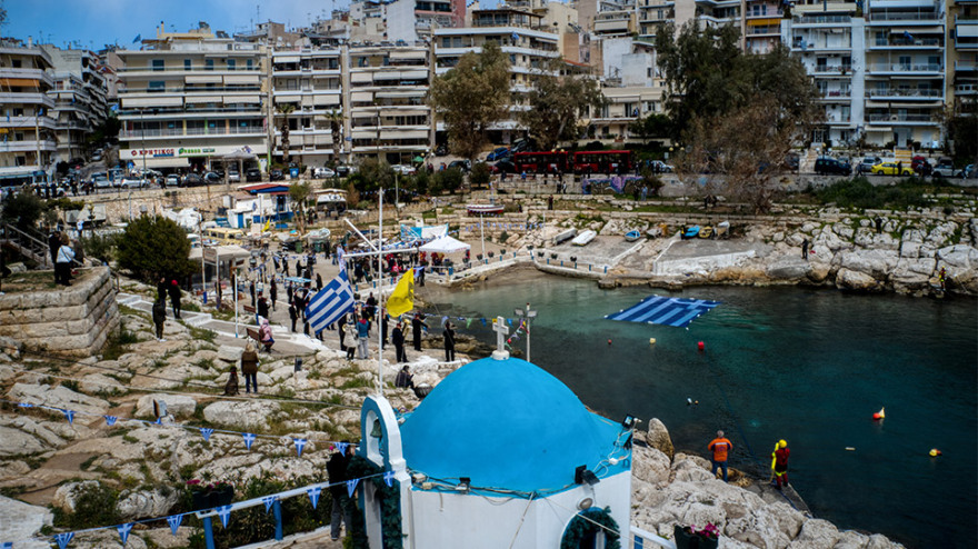 Η Ελλάδα γιορτάζει τα 200 χρόνια από την Επανάσταση - Στην Αθήνα ο πρίγκιπας Κάρολος 