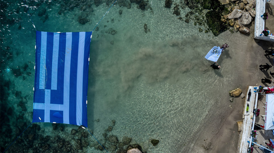 Η Ελλάδα γιορτάζει τα 200 χρόνια από την Επανάσταση - Στην Αθήνα ο πρίγκιπας Κάρολος 