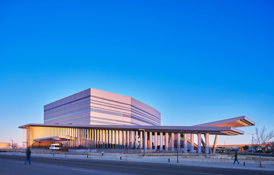 Buddy Holly: Η Αμερική τον τιμά αφιερώνοντάς του ένα πολιτιστικό κέντρο