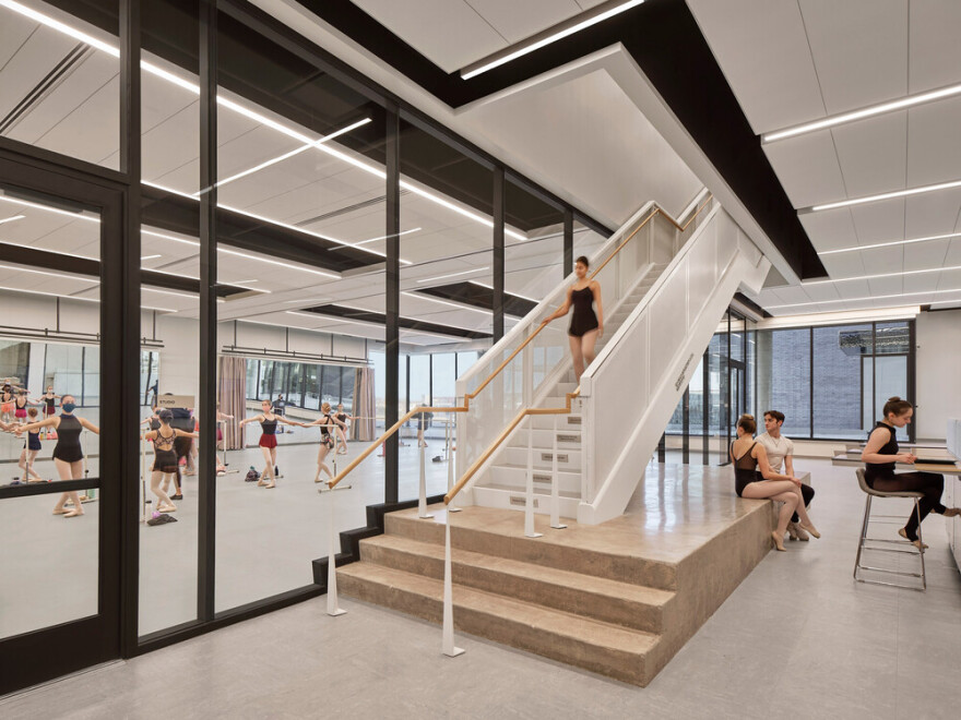 Buddy Holly: Η Αμερική τον τιμά αφιερώνοντάς του ένα πολιτιστικό κέντρο