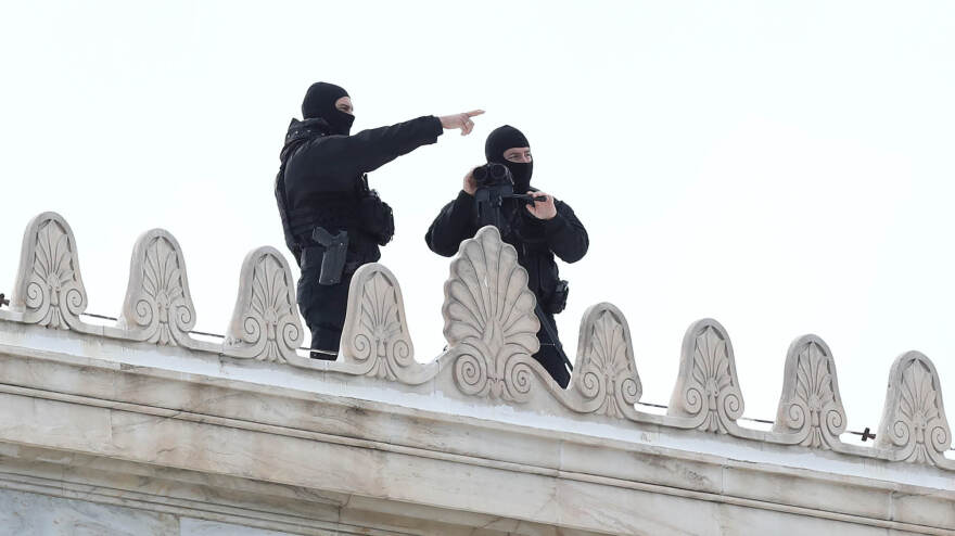 Εντυπωσίασε η μεγαλοπρεπής παρέλαση για τα 200 χρόνια από το 1821