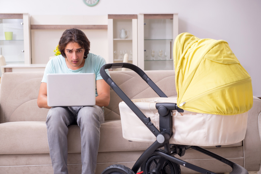 Τηλεργασία: Homework με τον διευθυντή-ολόγραμμα! 