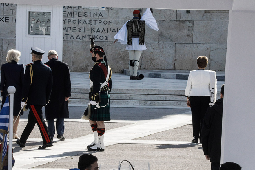 Εντυπωσίασε η μεγαλοπρεπής παρέλαση για τα 200 χρόνια από το 1821