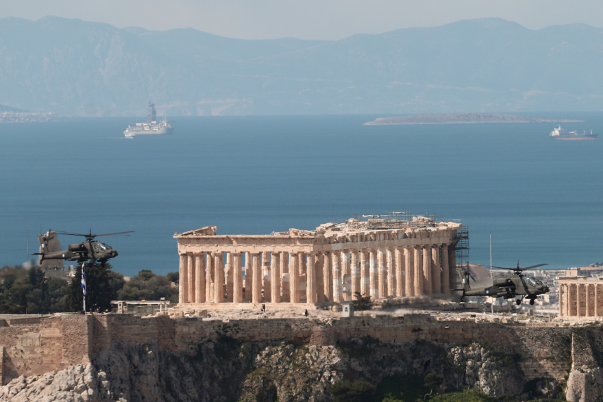 Η παρέλαση για τα 200 χρόνια από την Ελληνική Επανάσταση σε 30 φωτογραφίες 